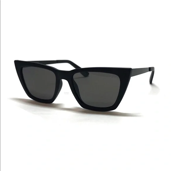 Quay Australia Black Sunglasses - Picture 3 of 13